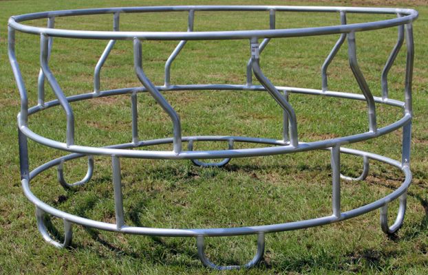 CATTLE HAY RING w/LEGS