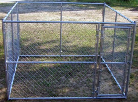 CHAIN LINK KENNEL